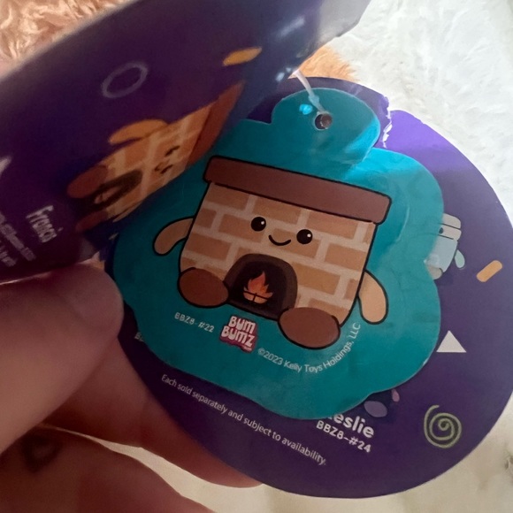 Francis Fireplace HomeBumz BumBumz - Picture 6 of 7